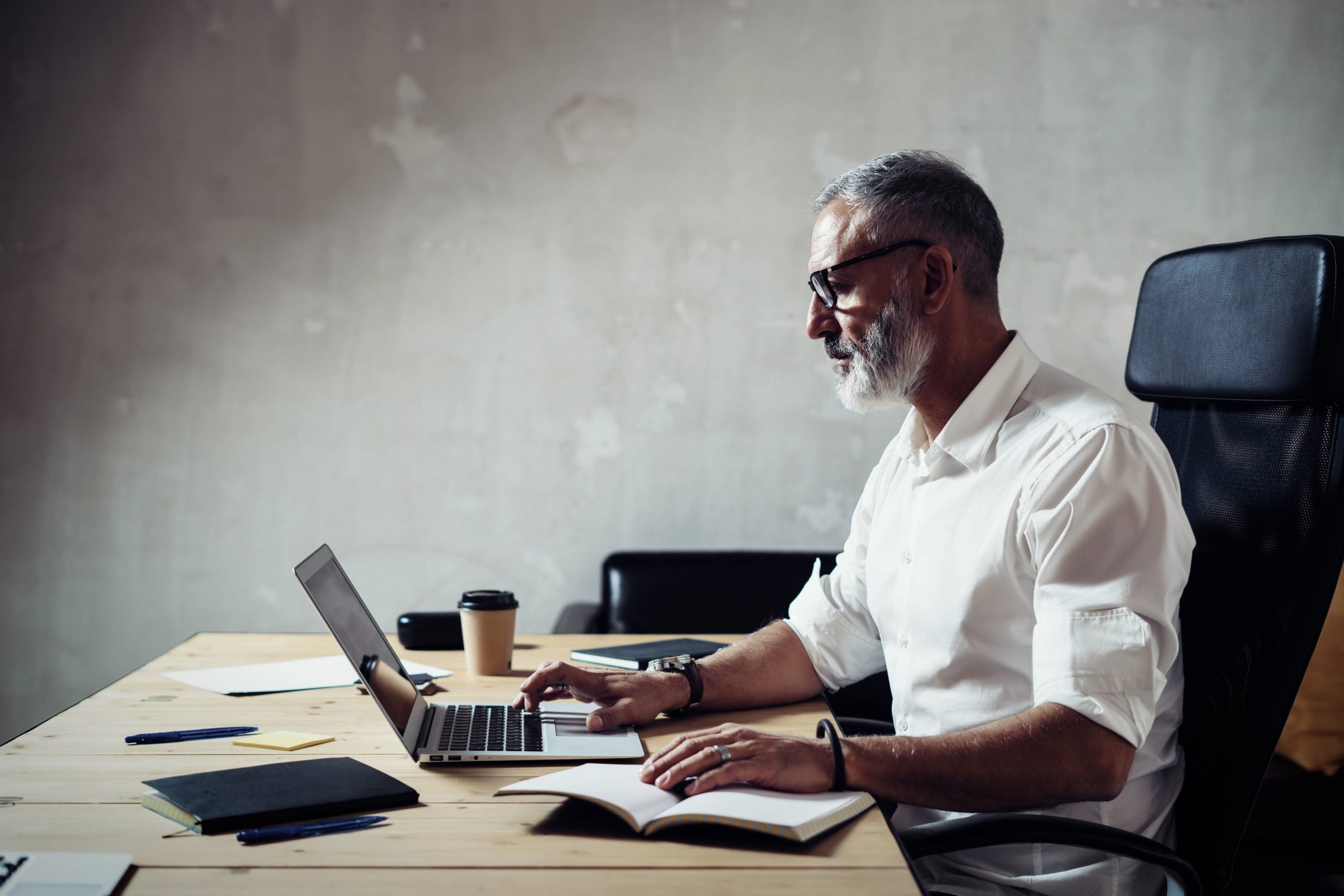 El talento senior no es una prioridad para las empresas